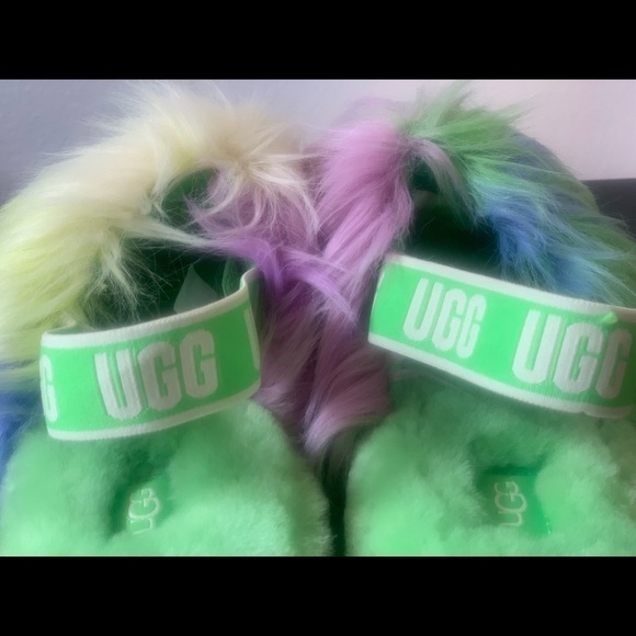 NEW UGG GIRLS FLUFF YEAH APPLE TIE DYE SLIDE SANDALS KIDS. # slides slippers - Picture 3 of 8